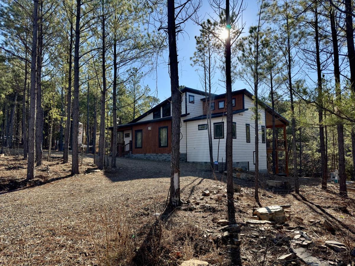 New Luxury Cabin, Hot Tub, Forest Views,Hotel Style Amenities Broken Bow Exterior photo