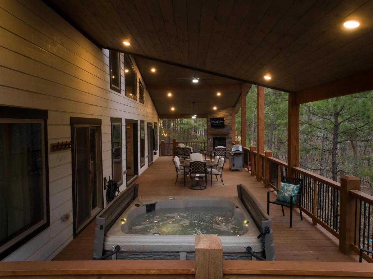 New Luxury Cabin, Hot Tub, Forest Views,Hotel Style Amenities Broken Bow Exterior photo